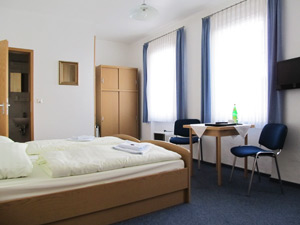 3-Bett-Zimmer